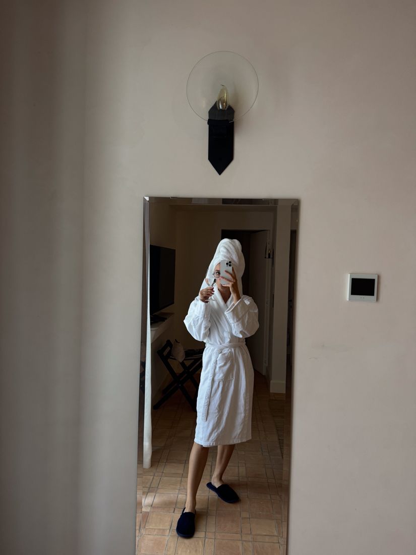 Hotel and travel content by @dom.overseas