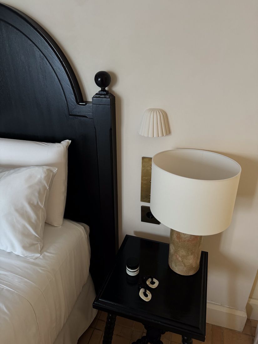 Hotel and travel content by @dom.overseas