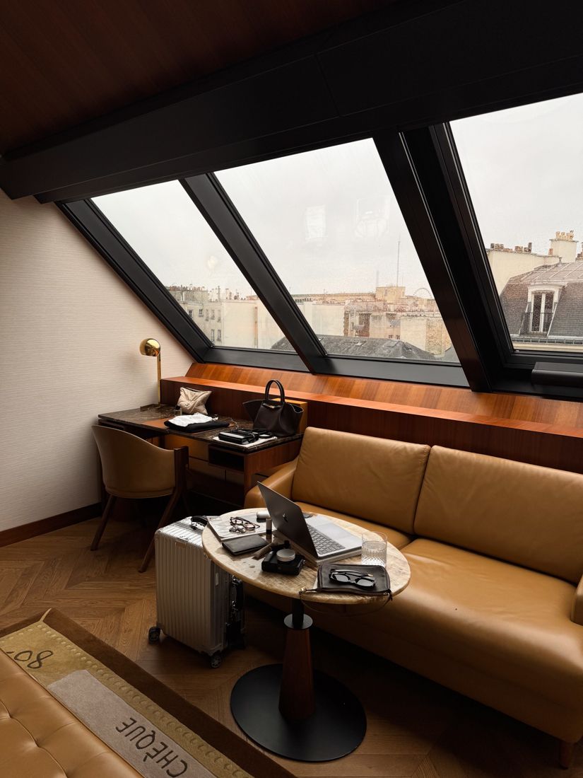 Hotel and travel content by @dom.overseas