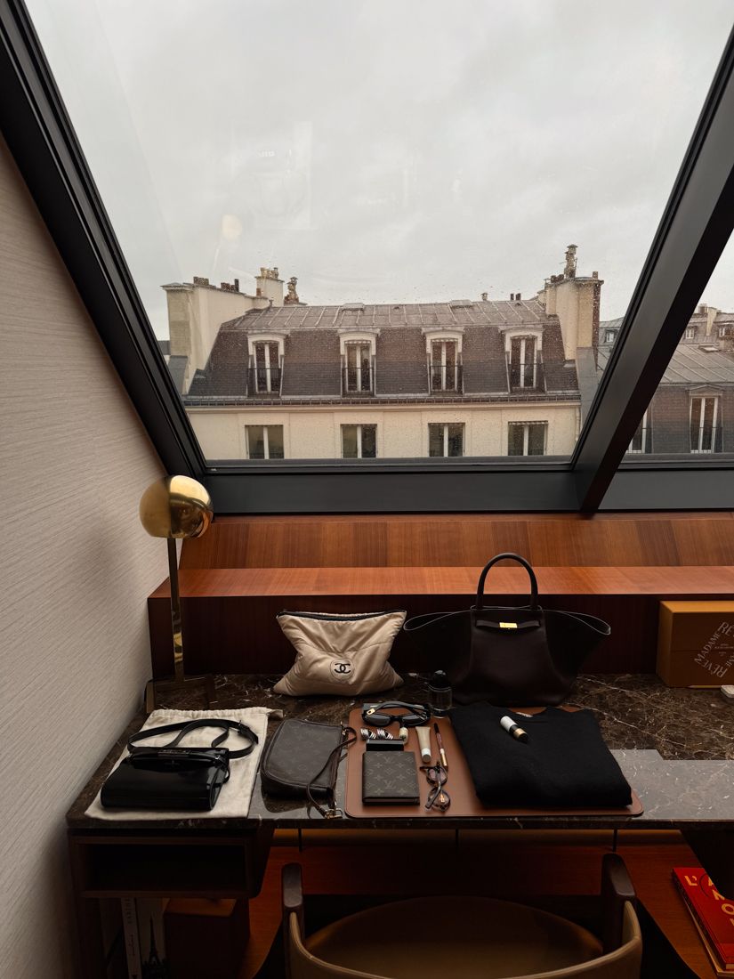 Hotel and travel content by @dom.overseas