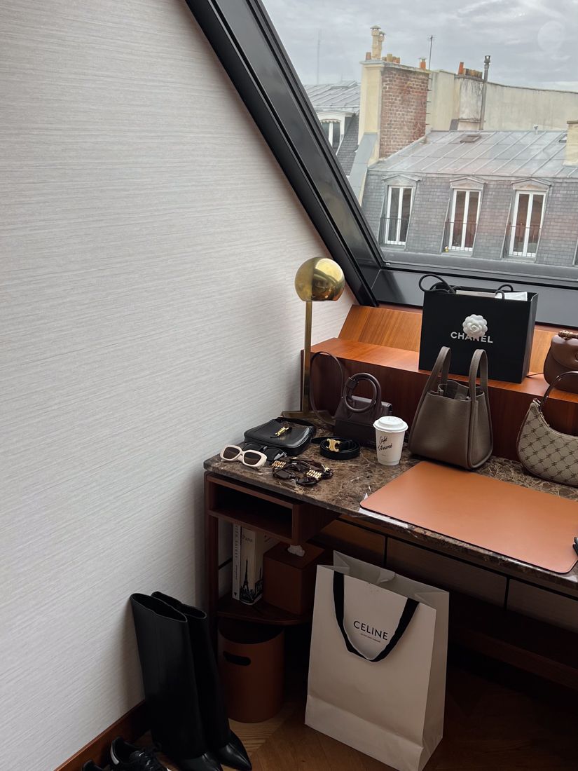 Hotel and travel content by @dom.overseas